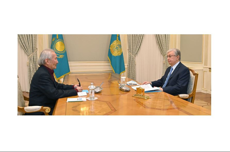 Мемлекет басшысы жазушы Смағұл Елубайды қабылдады