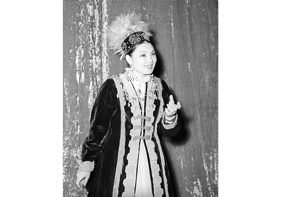 Еркелеп өткен еліне