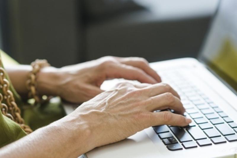 Жас алпысқа жеткенде...