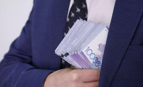 Қарағанды ​​облысында қарттар үйінің меңгерушісі ұсталды