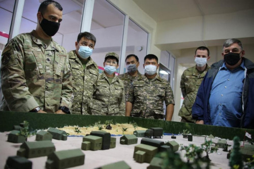 Әскери дәрігерлер тәжірибе алмасты