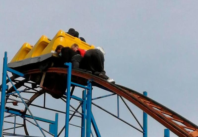 Қарағандыда аттракциондардың бірі істен шықты