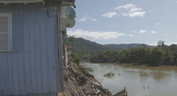 Бразилияда су тасқынынан үш адам көз жұмды