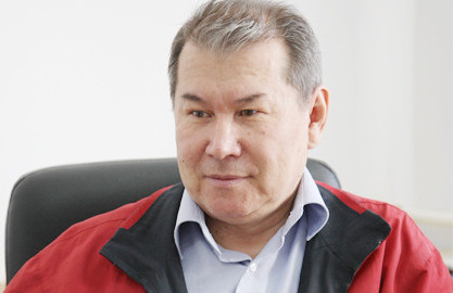 Ақ параққа адал қаламгер