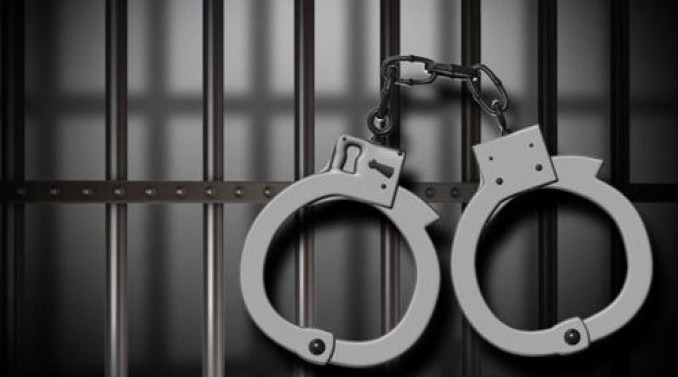 Автобуста оқушы қызға тиіскен күдікті 10 тәулікке қамалды