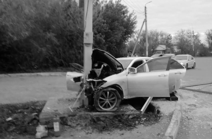 Оралда жол апатынан 20 жастағы қыз көз жұмды