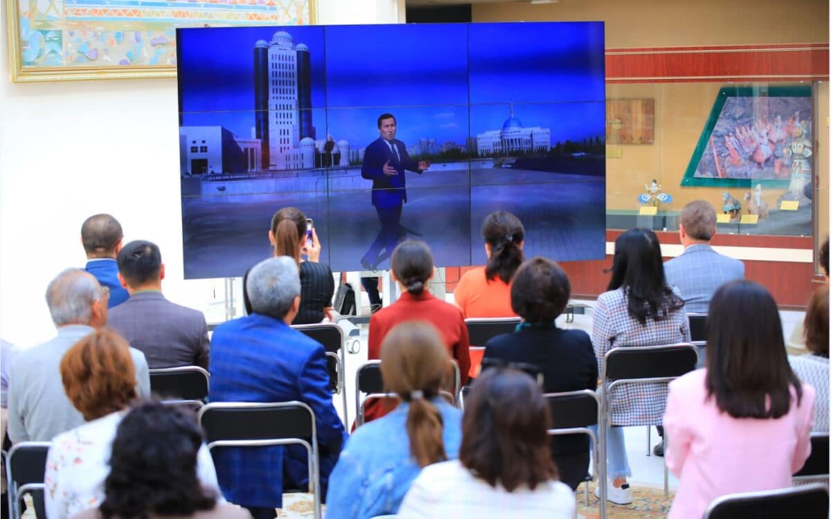 Ел назарында – «Екінші Республика»