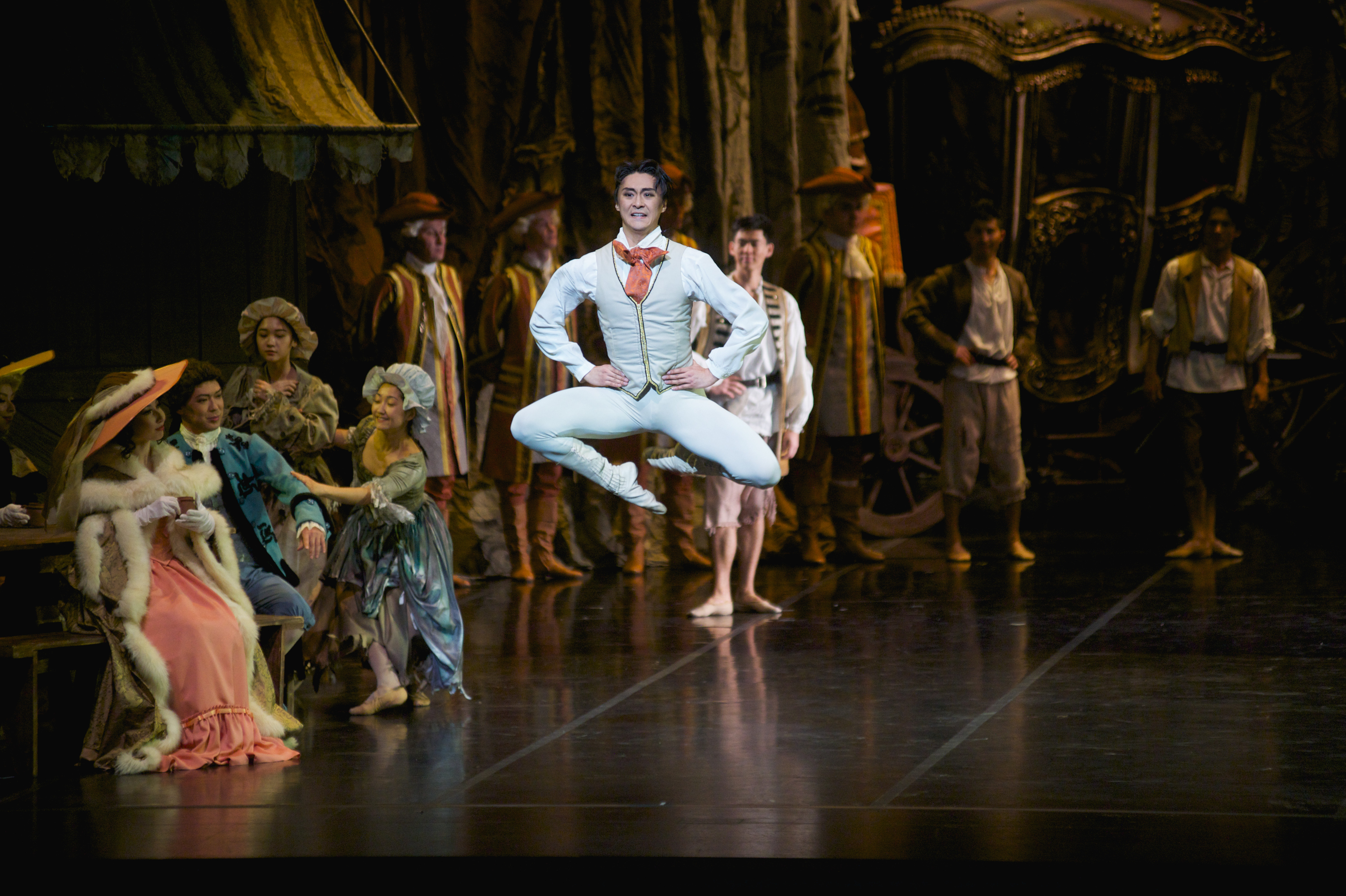 Жапонияда жарқыраған Арман