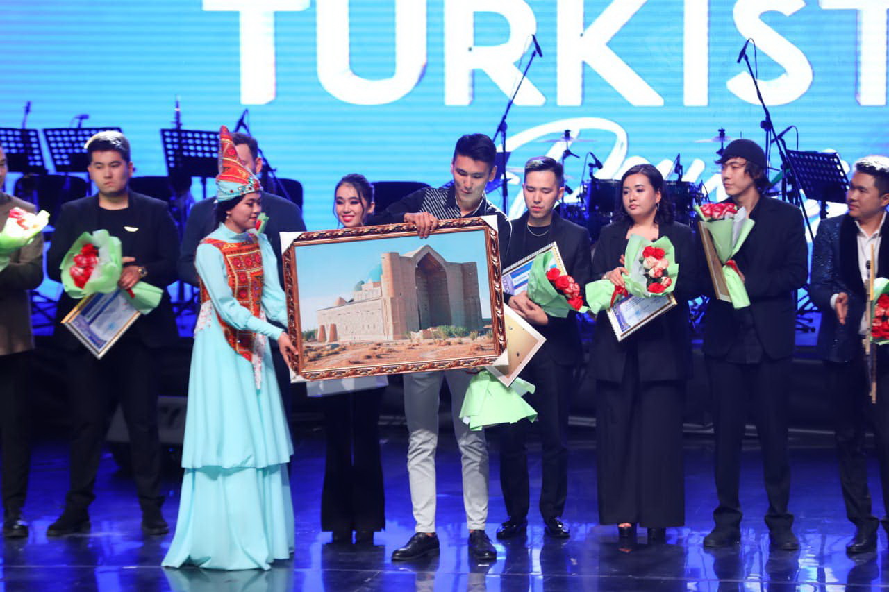 «Түркістан дауысы» мәреге жетті