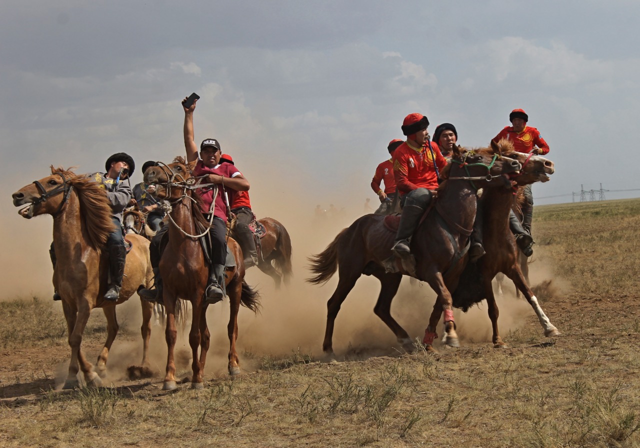 Өлке тәжі – Өлеңті