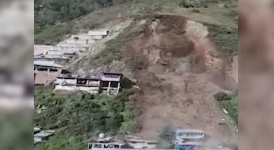 Перуде лай көшкінінен 150 үй қирады