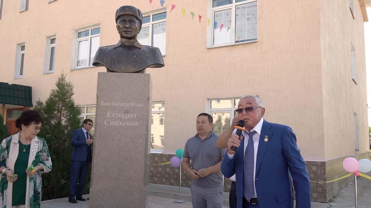 Жетісу өңірінен шыққан қос тұлғаға ескерткіш орнатылды