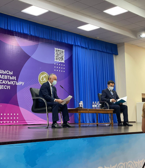 Айбек Дадебаев «Оқжетпес-Бурабай» кешенінің қызметкерлерімен кездесті