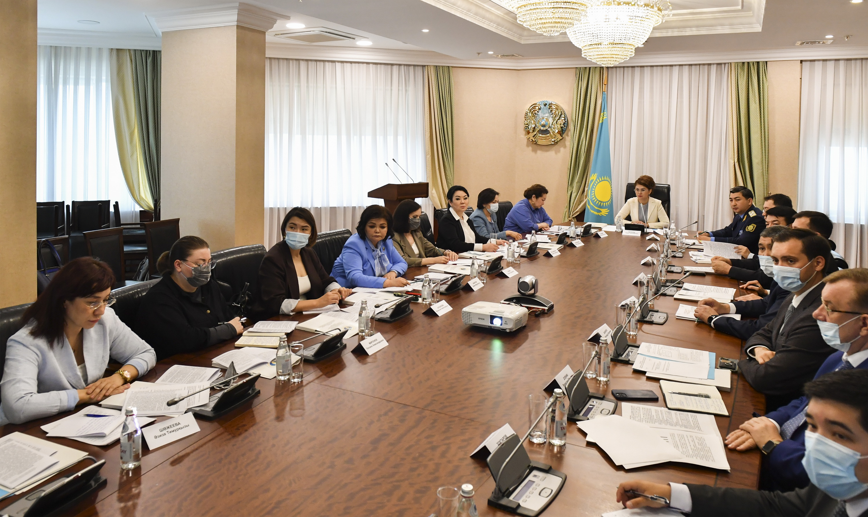 Жасөспірімдердің проблемасын бірлесіп шешу керек