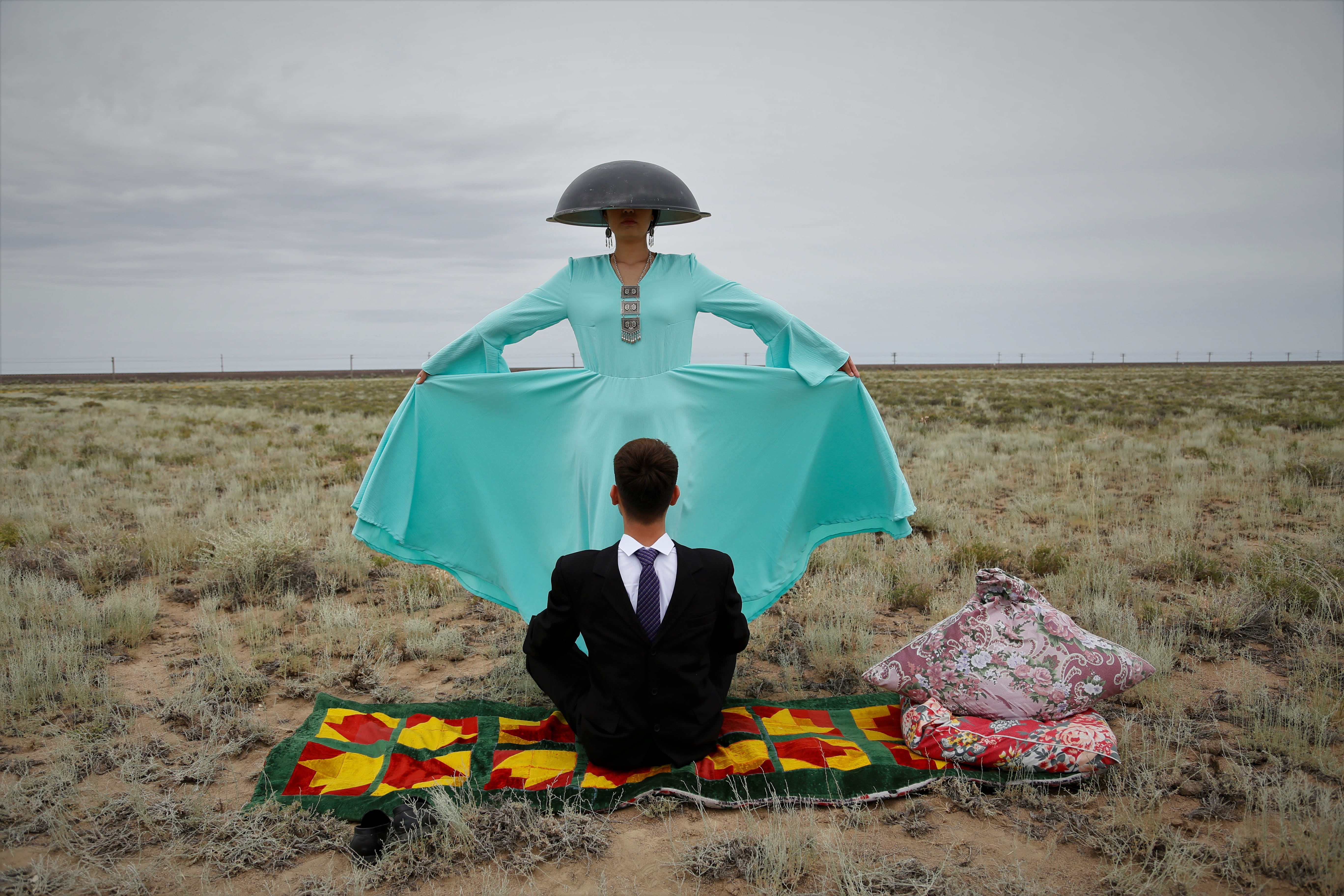 Суретші сюрреалистік жұмыстарын неге өртеді?