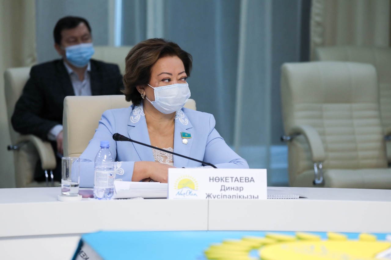 Азаматтық авиация академиясына барды