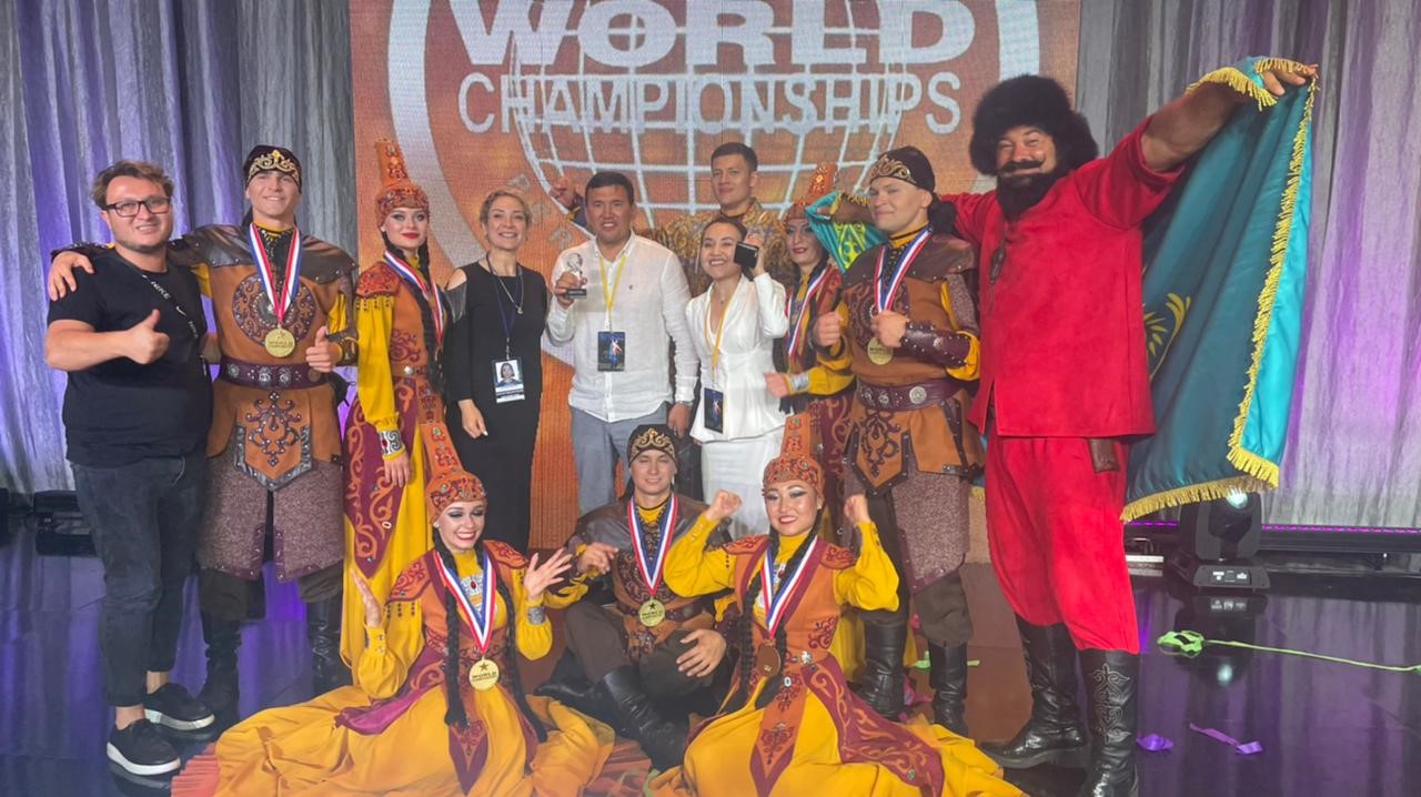 Гран-приді қанжығаға бөктерді