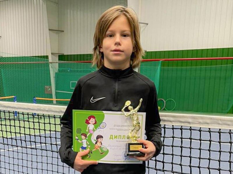 Жас өрендер жарады