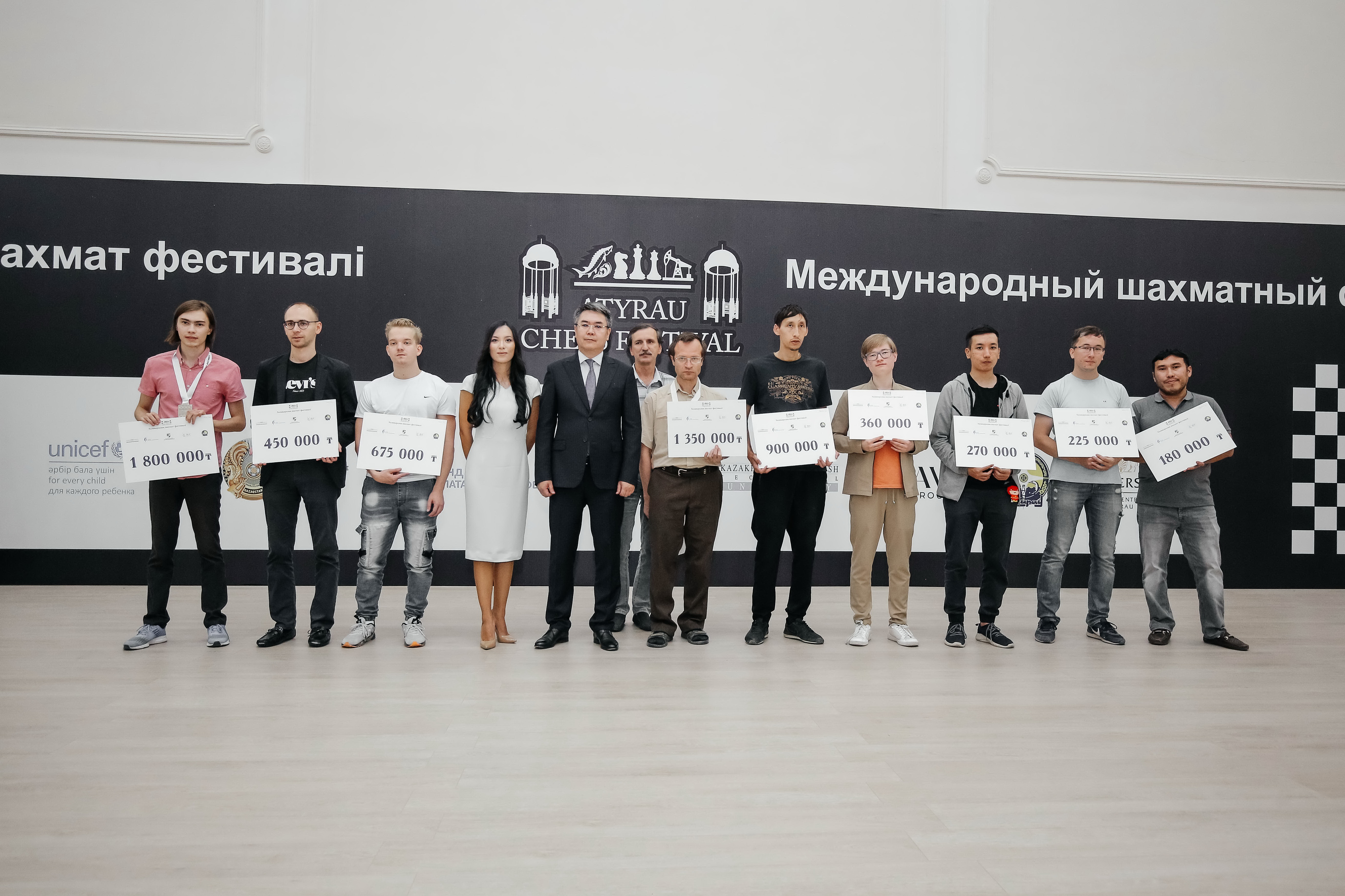 Шаршы тақтадағы тартыс: Атырауда халықаралық шахмат фестивалі жыл сайын өтеді