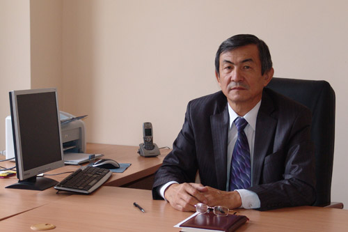 Шәкәрімнің шырақшысы