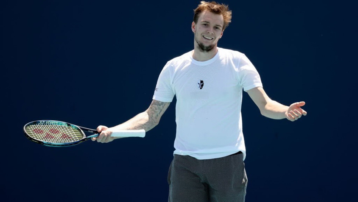 Бублик Бустадан жеңілді