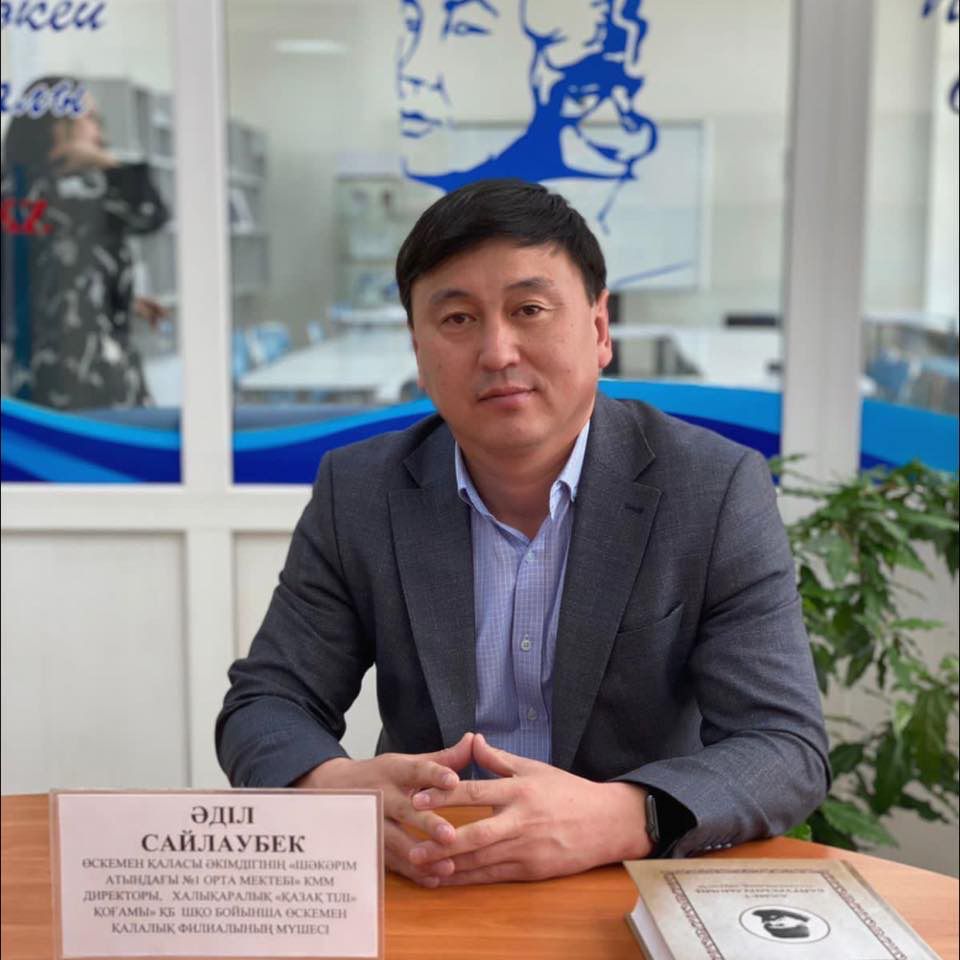 Сөзден іске көшу керек - саясаттанушы