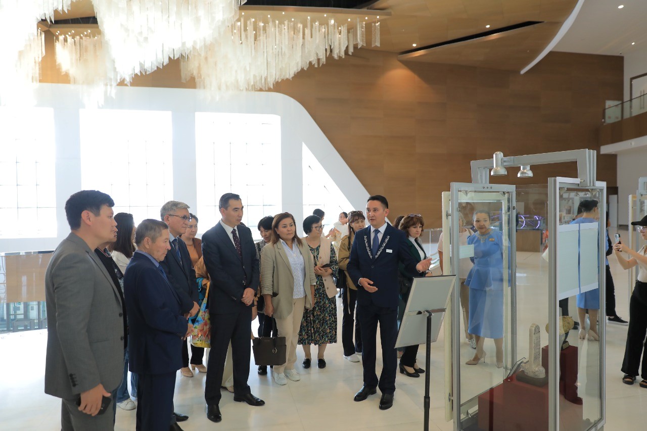 «Қағазға тіл бітірген...»