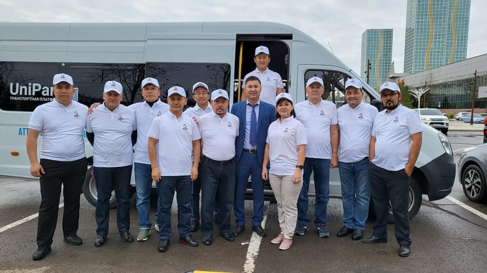 Ахаң жүрген жолмен...