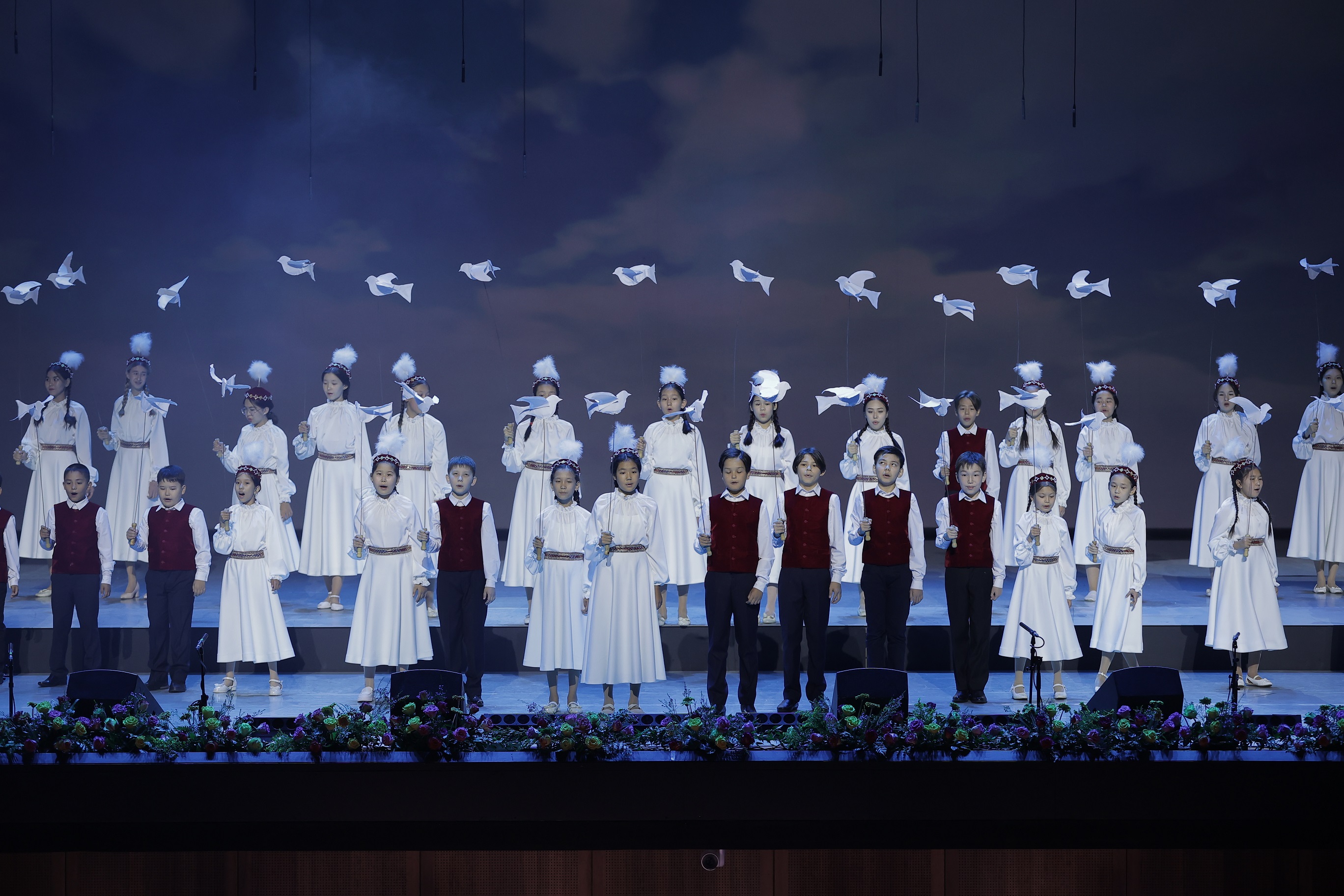 Әсем саз әлдилеген кеш