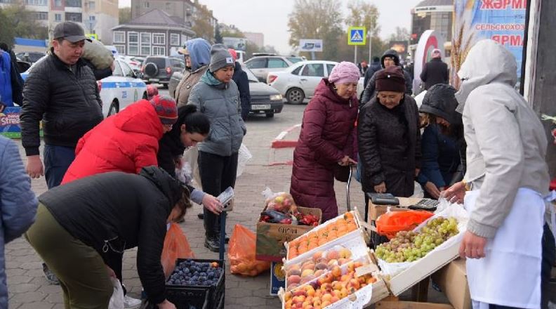 Көкшедегі жәрмеңке