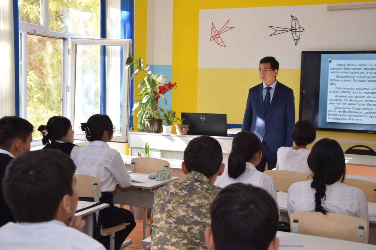 Мектеп директорының біліктілігі маңызды