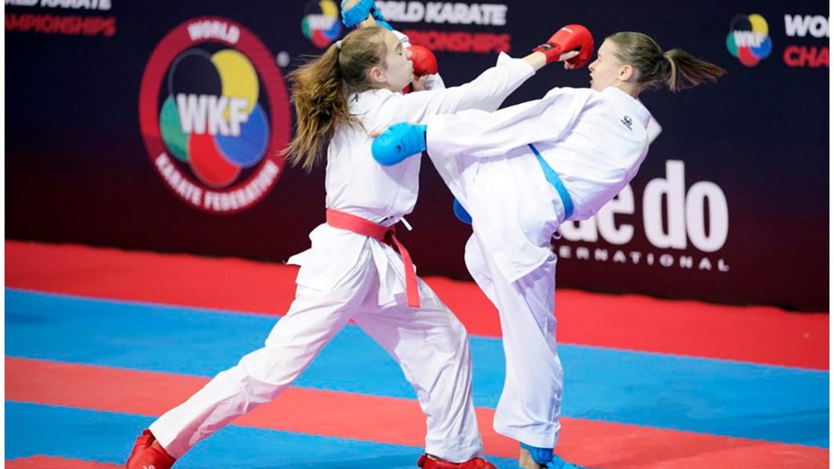 Үздіктер қатарында