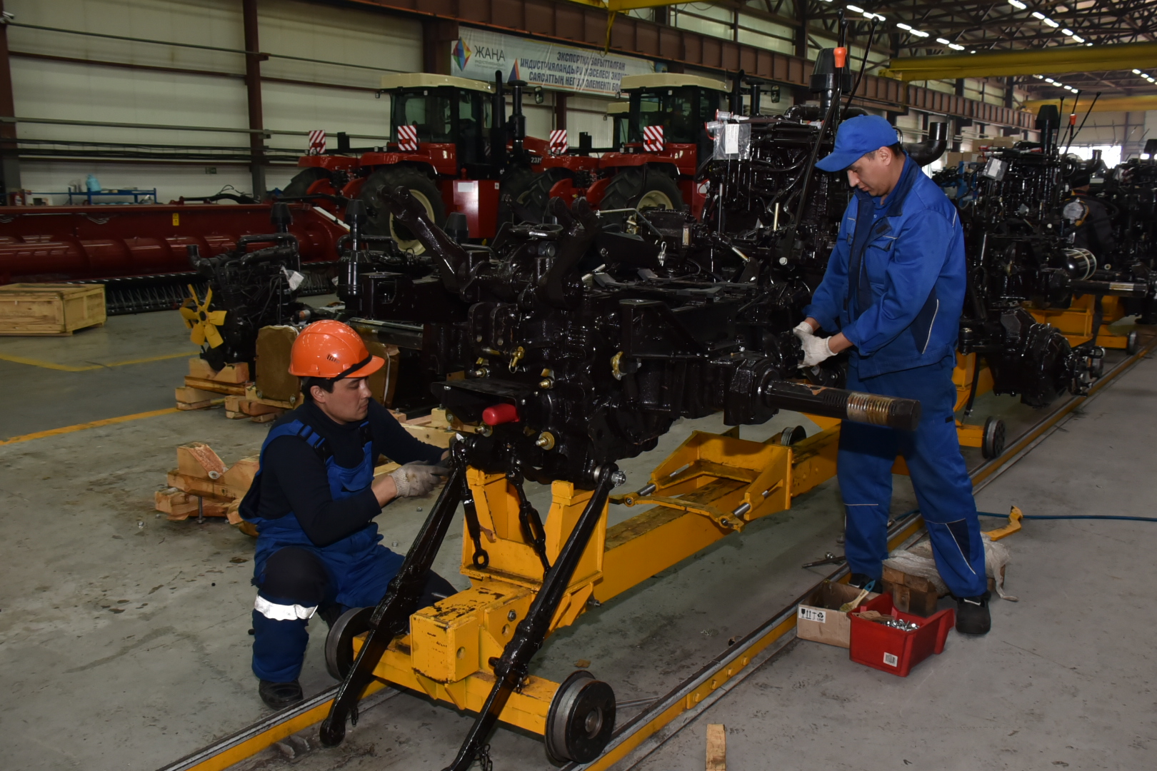 Серіктестік серпіні