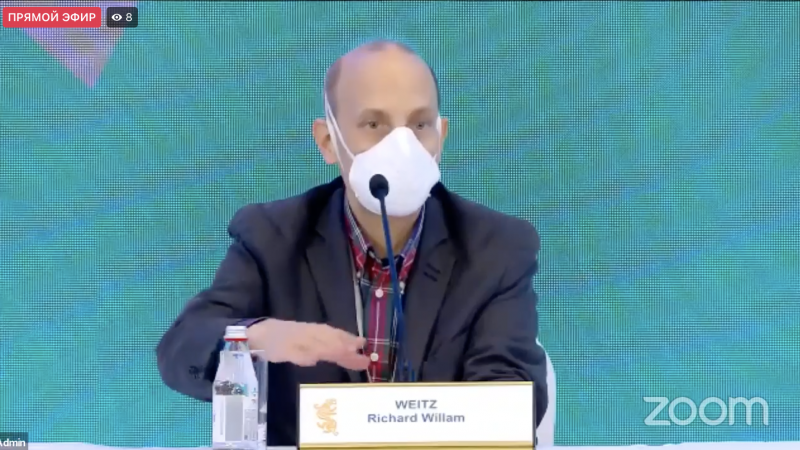 АҚШ-тан келген бақылаушылар алты сайлау учаскесін аралады