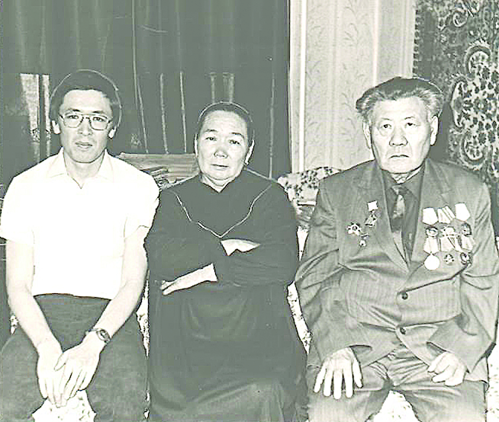 Қасым Мәуленов: Cырбайдың ұлы екенімді мақтан етемін