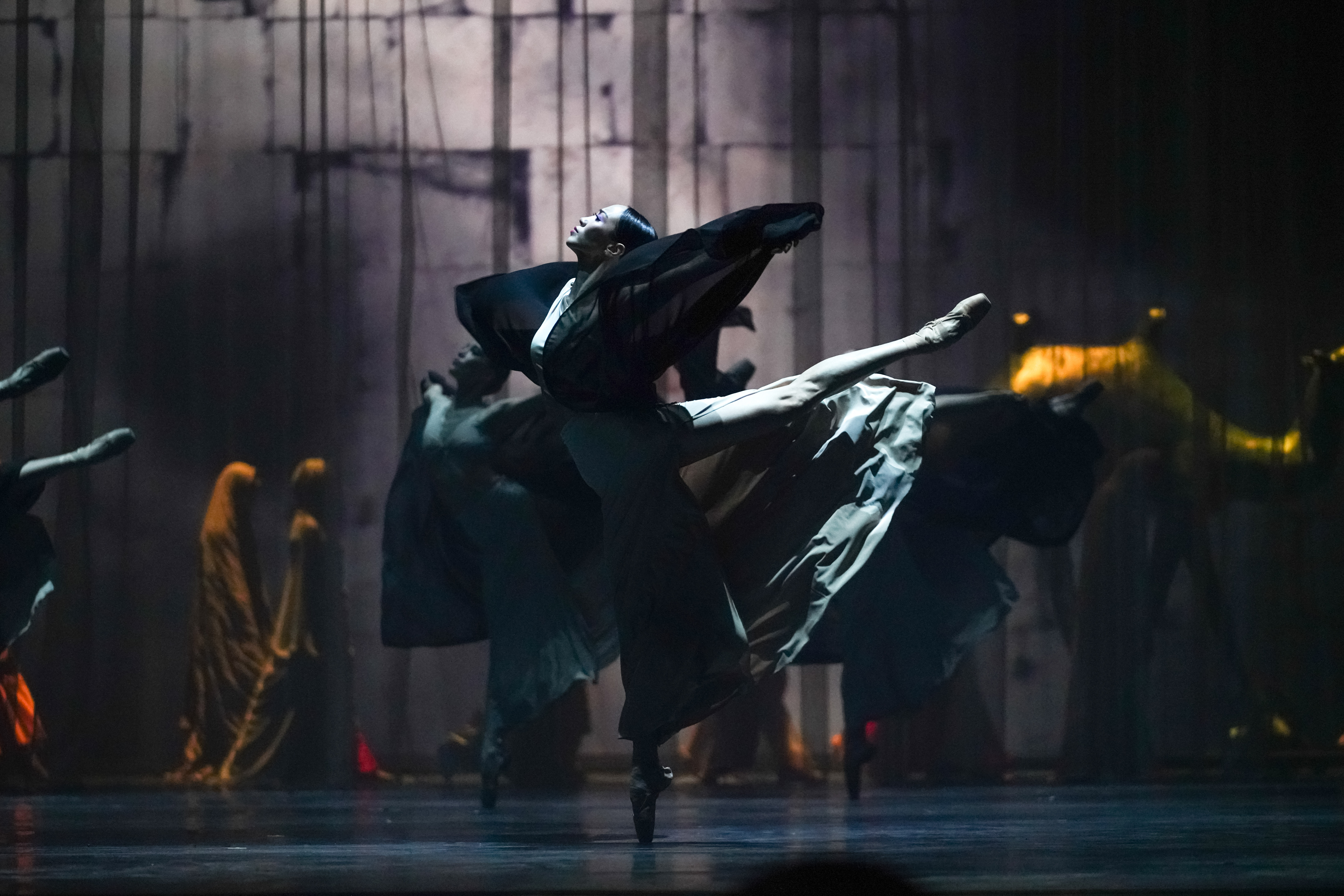 Сыншылар сыйлығы қай театрға бұйырды