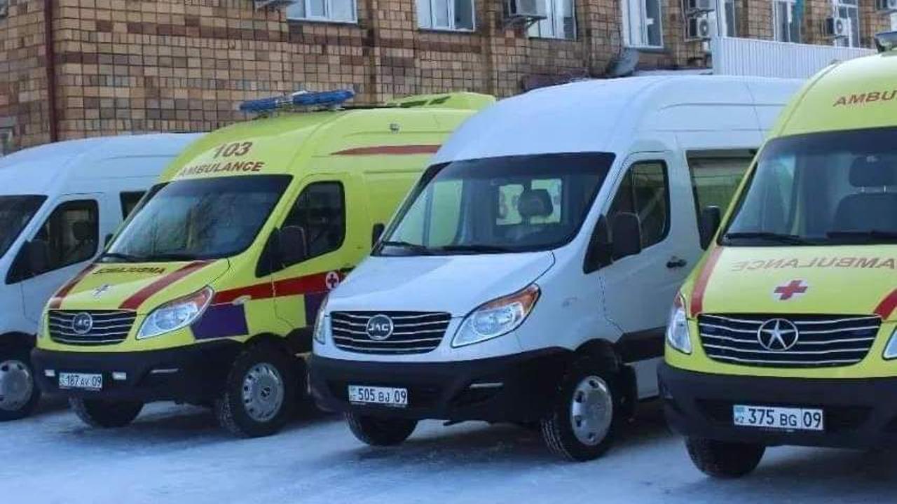 Жаңа көліктер табысталды