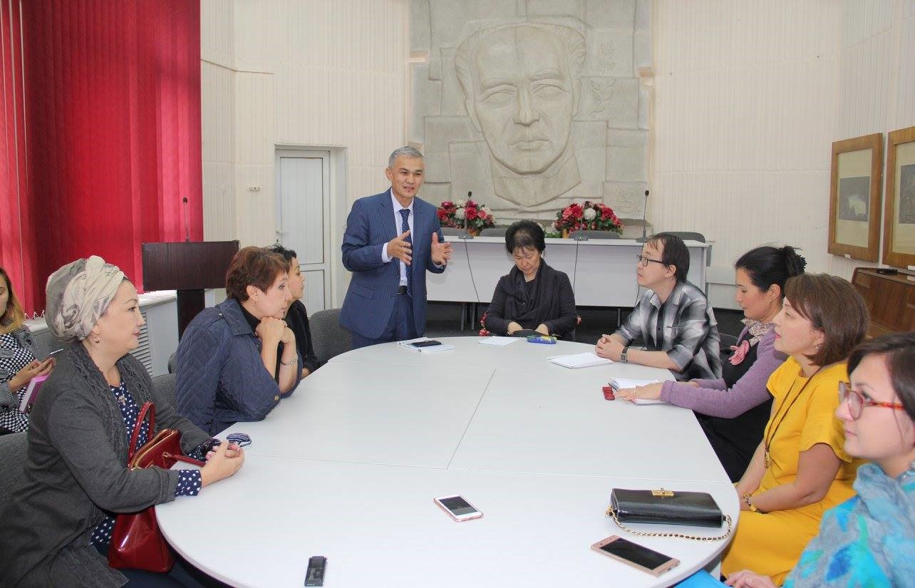 Тағдырын театрмен тоғыстырған