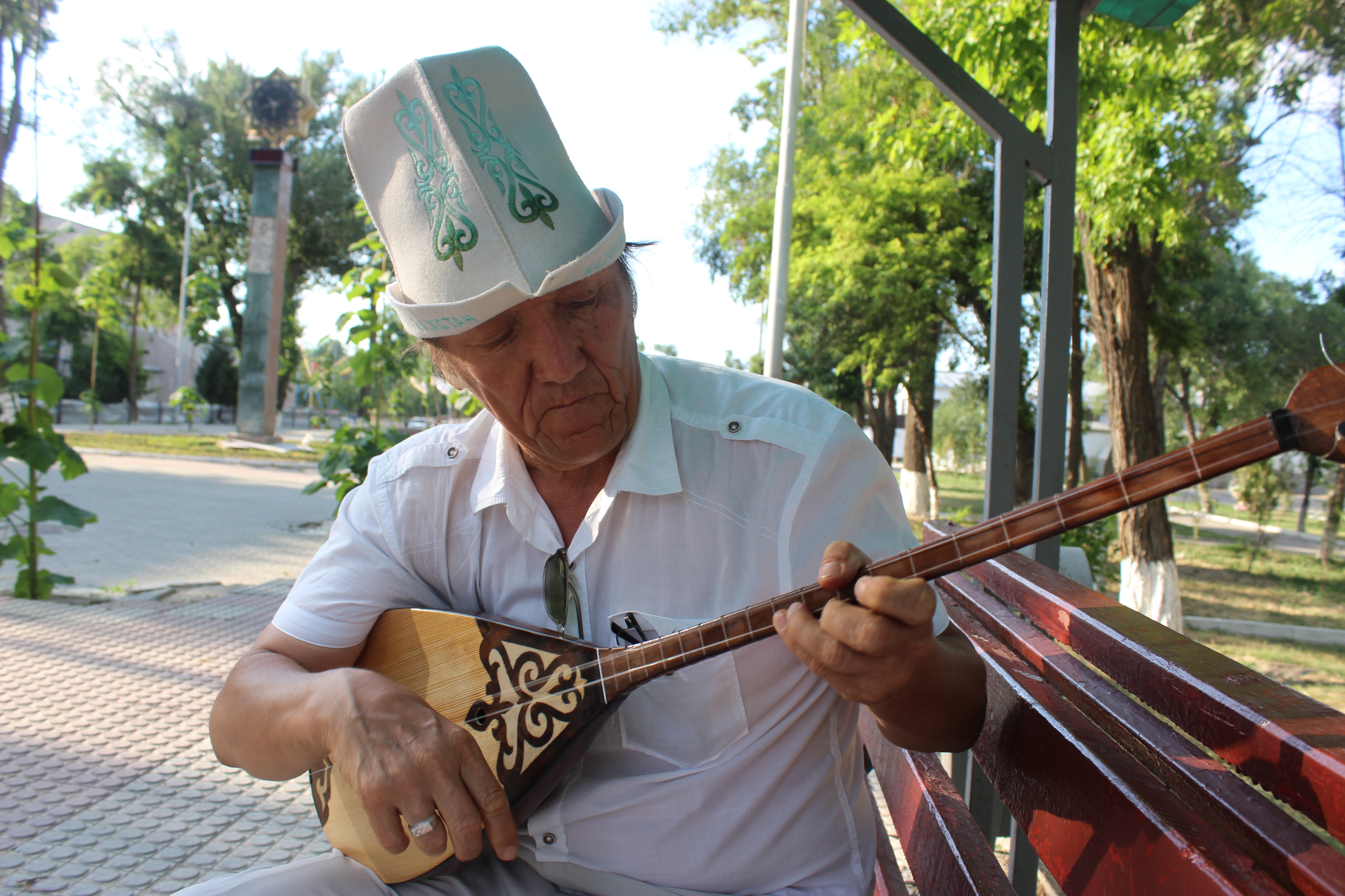 Күйлері жақын жүрекке