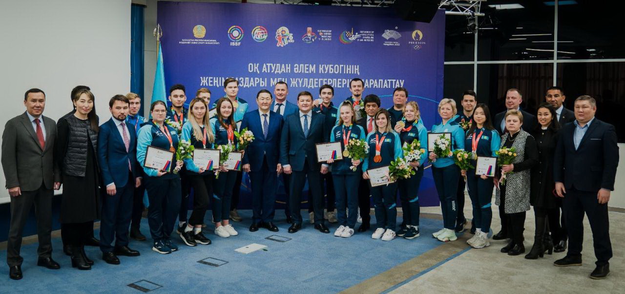 Министр мергендерді марапаттады