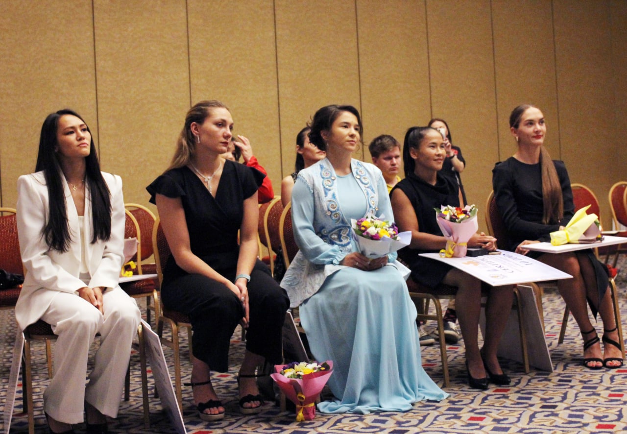 Жастарды марапаттады