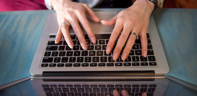 Жасанды интеллект адам мүмкіндігін шектей ме?