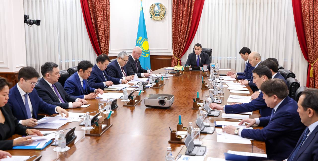 Экономиканы демонополизациялау жөніндегі комиссияның отырысы өтті