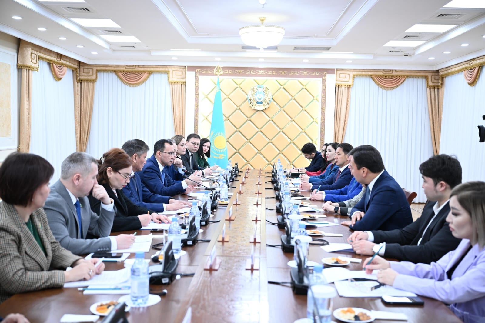 «Ұлттық мүдде» – рухани құндылықтар алаңы