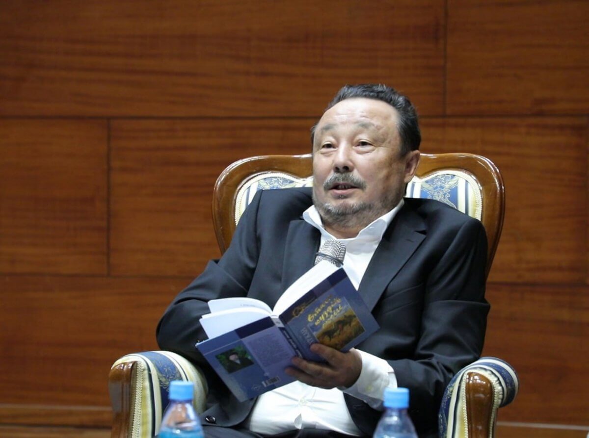 Ай таранған түн