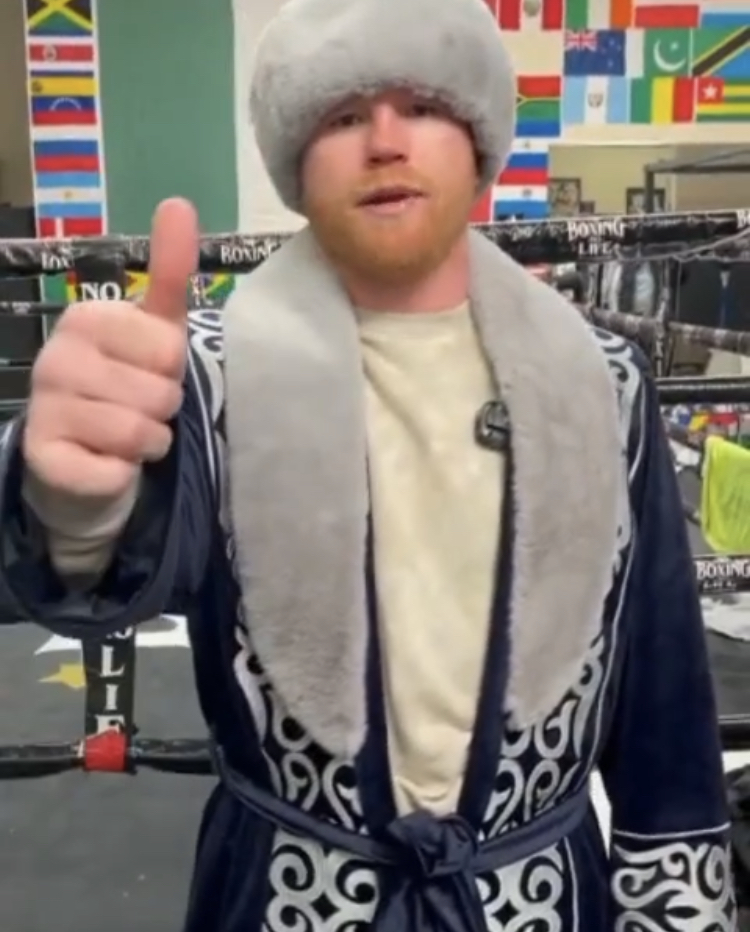 Канело шапан киіп, құттықтау жолдады