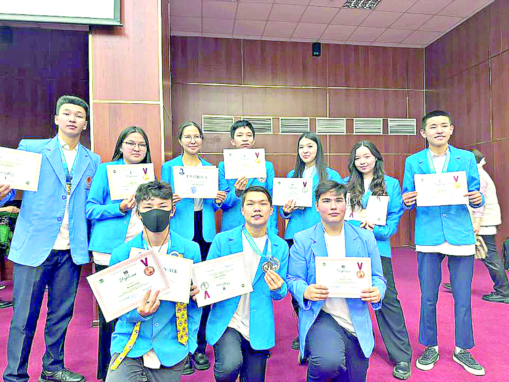 Жолдасбеков жүлдегерлері