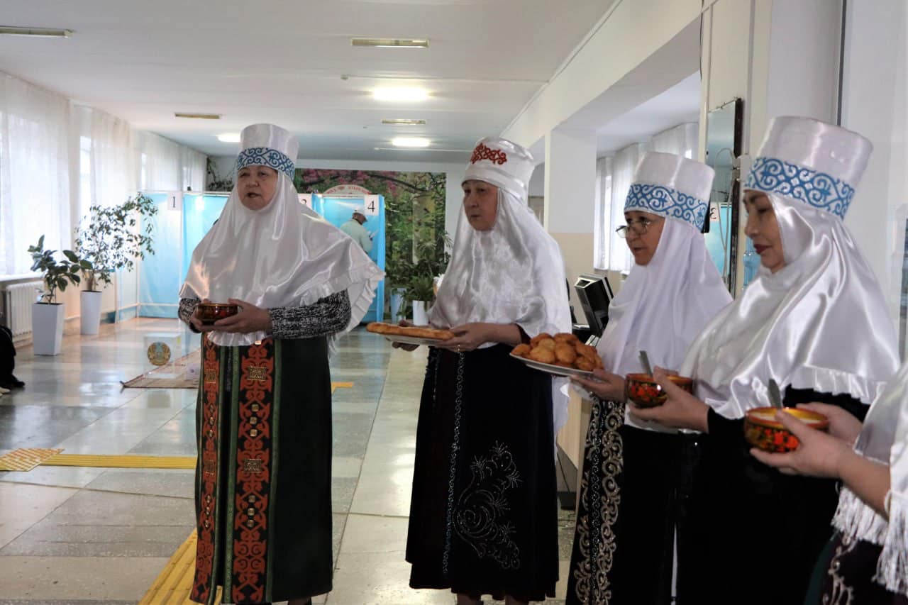 Дауыс берушілер наурыз көжеден дәм татты