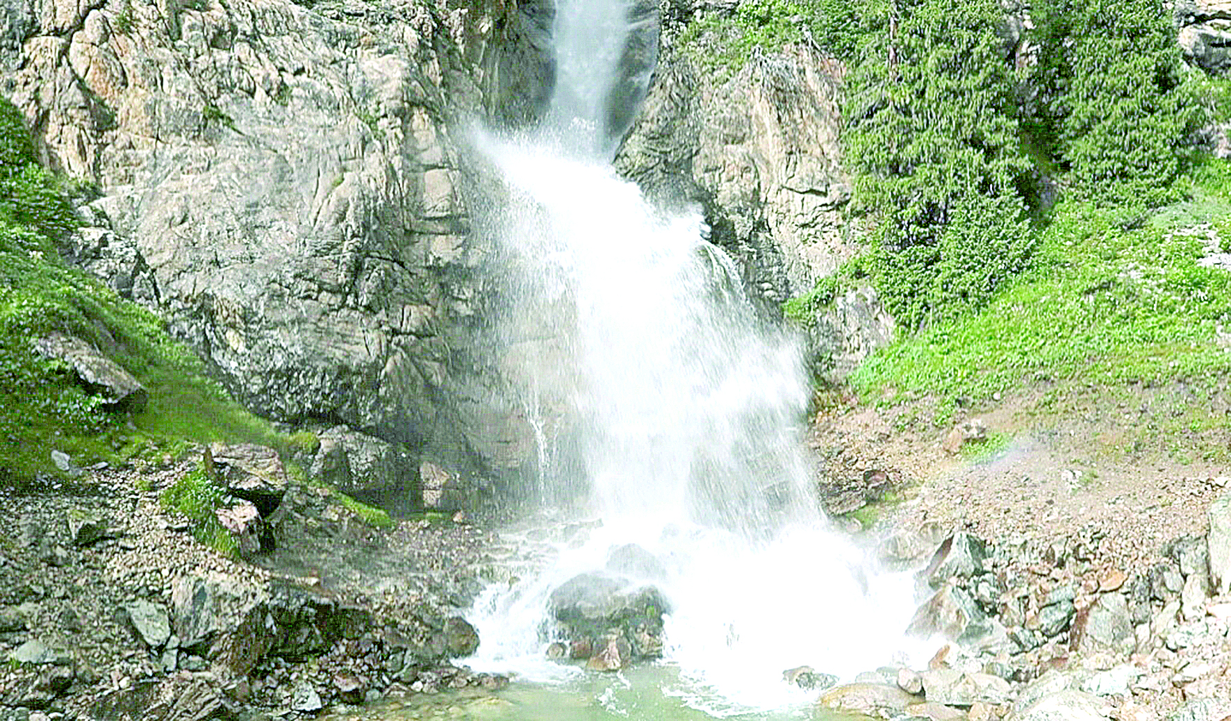 Бұрқанбұлақ: аңызы мен шипасы