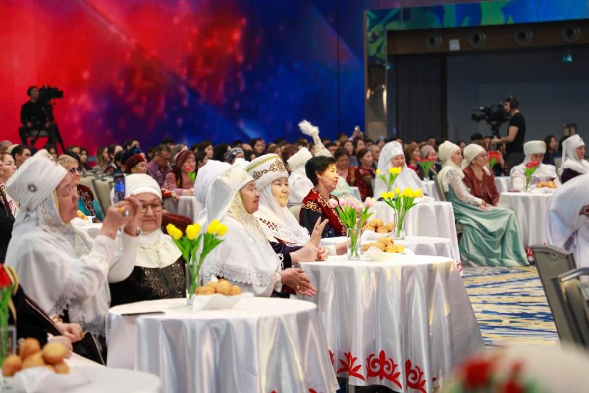 Жаңа күнді қарсы алу